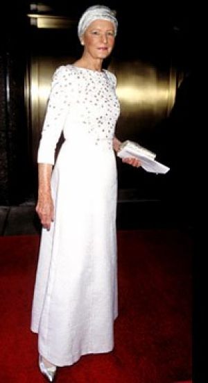 CZ Guest style - Luscious blog - cz guest At the 2001 FiFi Awards in New York..jpg
